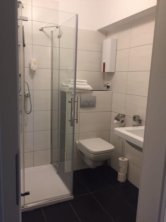 Hotelik Gdanska Oberhausen  Exterior foto